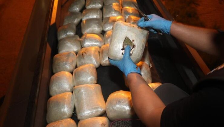 Mersin’de yakıt tankerine zulalanmış 21.5 kilo uyuşturucu ele geçirildi