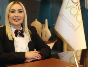 Hülya Doğmuş Yeni Yılı Kutladı