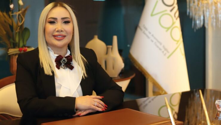 Hülya Doğmuş Yeni Yılı Kutladı