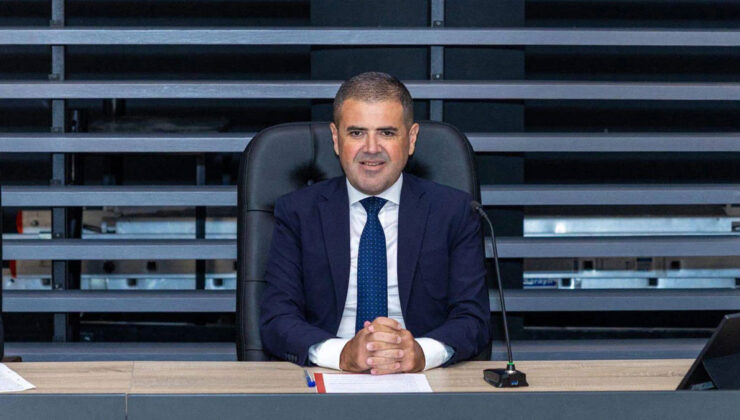 Mezitli Belediye Başkanı Tuncer CHP’den ihraç edildi